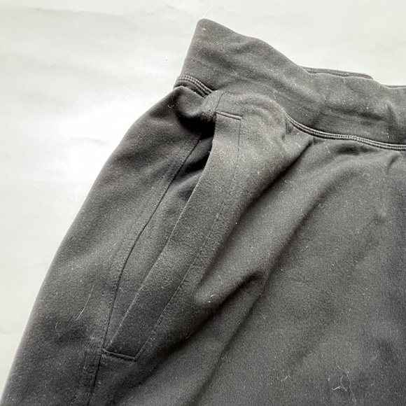 Lululemon Kung Fu Mens Pants Black Sweatpants Workout Straight Leg Lounge Size S - Picture 6 of 8